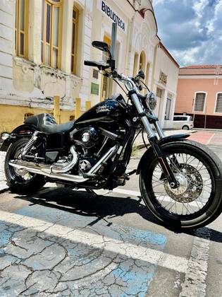 HARLEY-DAVIDSON DYNA STREET BOB HARLEY-DAVIDSON DYNA STREET BOB